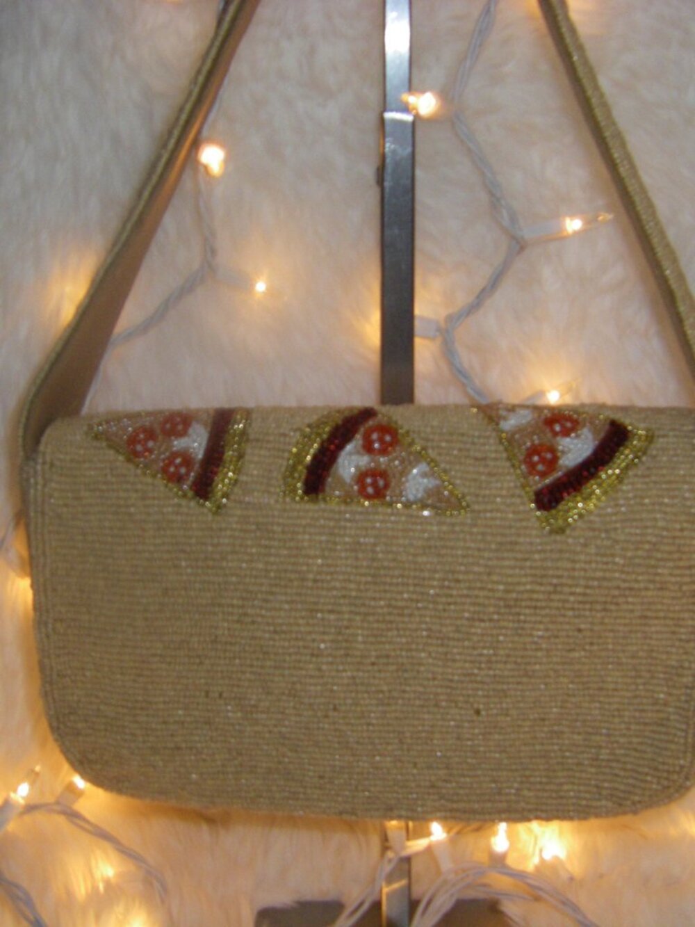 Viral Beaded Bag by Express Edit Tan/Red/Gold Pizza Slice Shoulder Bag NWT - Picture 8 of 13